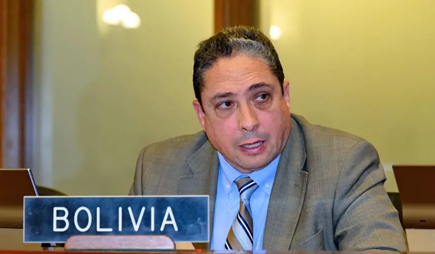 Héctor Arce renuncia al cargo de embajador de Bolivia ante la OEA