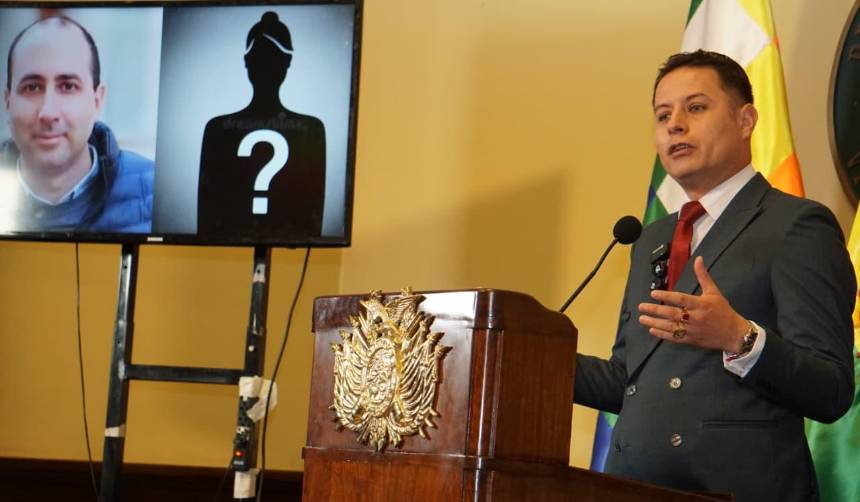 Lara acusa a Cerimedo de manejar “los tentáculos del narcotráfico” en Bolivia y presenta audios que atribuye al exasesor