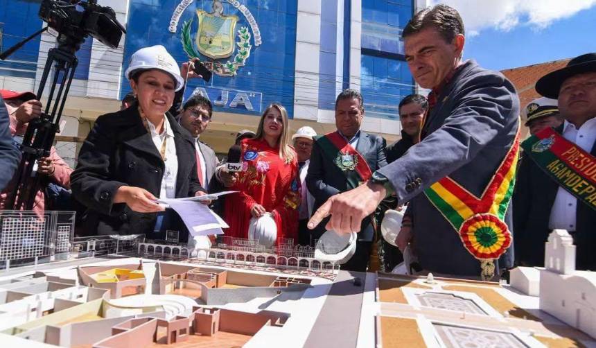 Fundación de La Paz: Revilla anuncia la construcción de un Museo de las Culturas y una nueva plaza en Laja