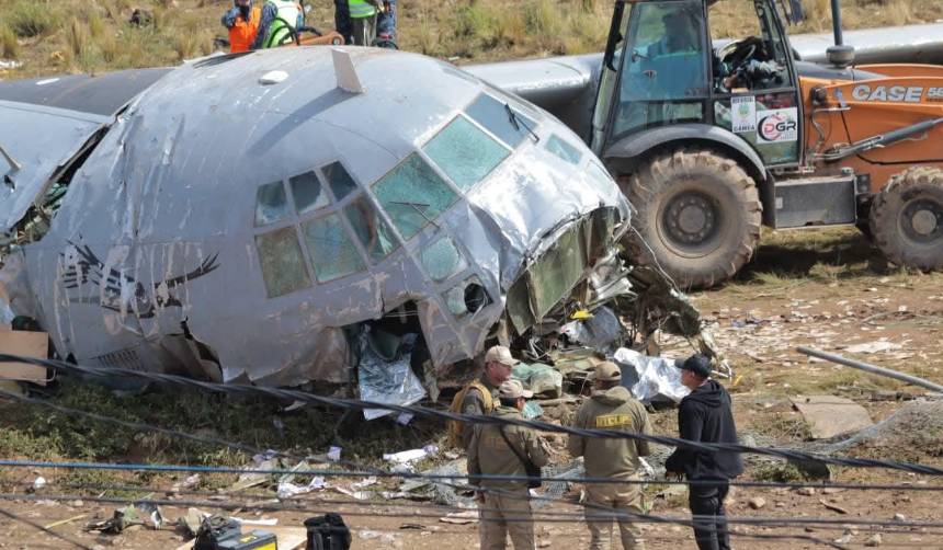 Accidente aéreo en El Alto: Dictan detención preventiva para representante de la empresa proveedora de billetes