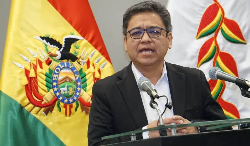 Vocero dice que demandas de la conminatoria COB deben discutirse en el marco de la ley y la Constitución 
