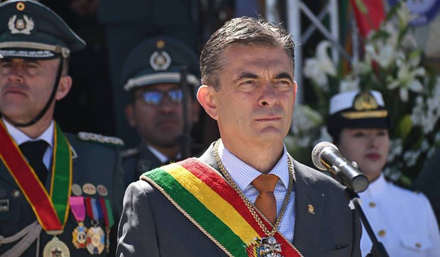Paz pide apertura para debatir reformas constitucionales y nuevas leyes