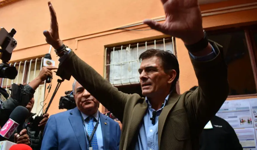Rodrigo gana en La Paz con el 65,6%, según el Sirepre; Tuto suma 34,4%