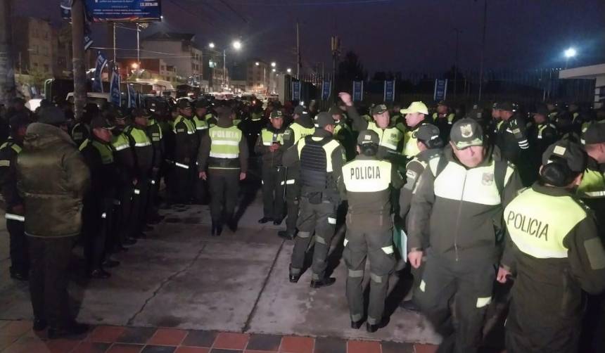 Policía despliega unos 4.000 efectivos para resguardar la zona del congreso arcista