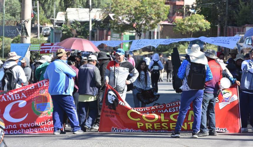 La Paz: Colegio Médico alista una denuncia por bloqueos que afectan oxígeno y alimentos para hospitales