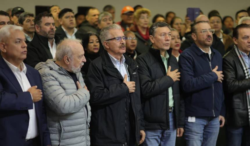 “Lo que no se puede cortar es la democracia”: Asamblea de la Cruceñidad se reúne este lunes frente a los bloqueos