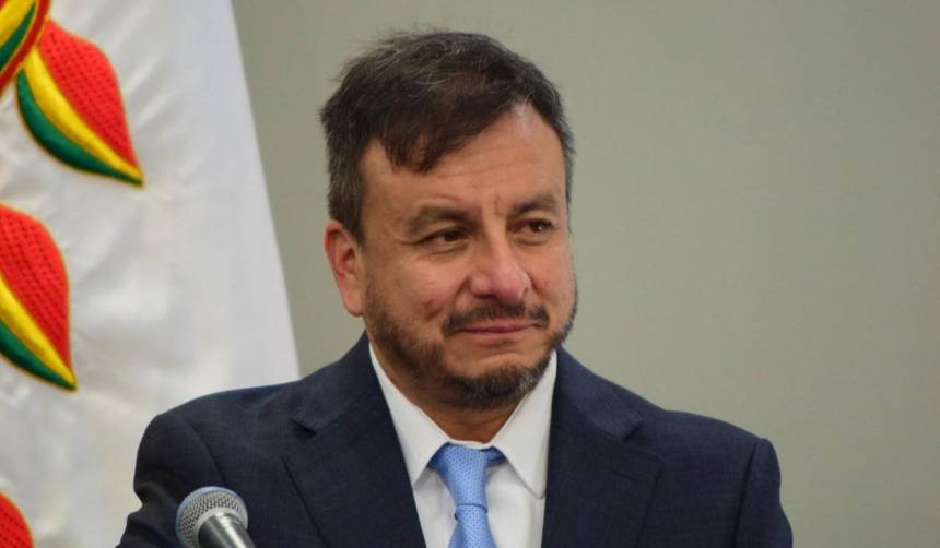 Fiscalía volverá a convocar al ministro Medinaceli por presunta compra de combustible con sobreprecio