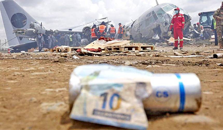 Joven aprehendido en poder Bs 71.400 del avión siniestrado en El Alto espera su audiencia cautelar