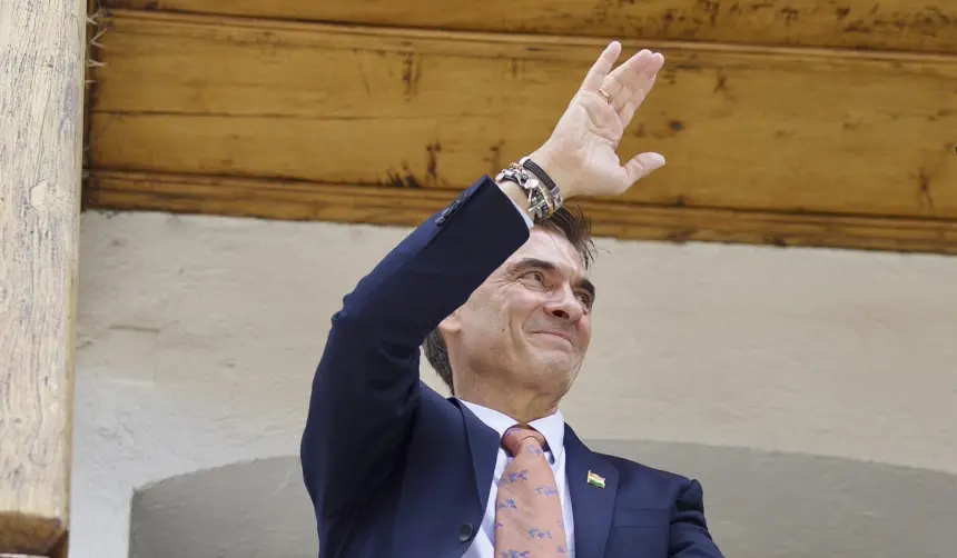 Tres presidentes, un subsecretario de EEUU y más de 40 delegaciones ya están en Bolivia para la posesión de Paz 