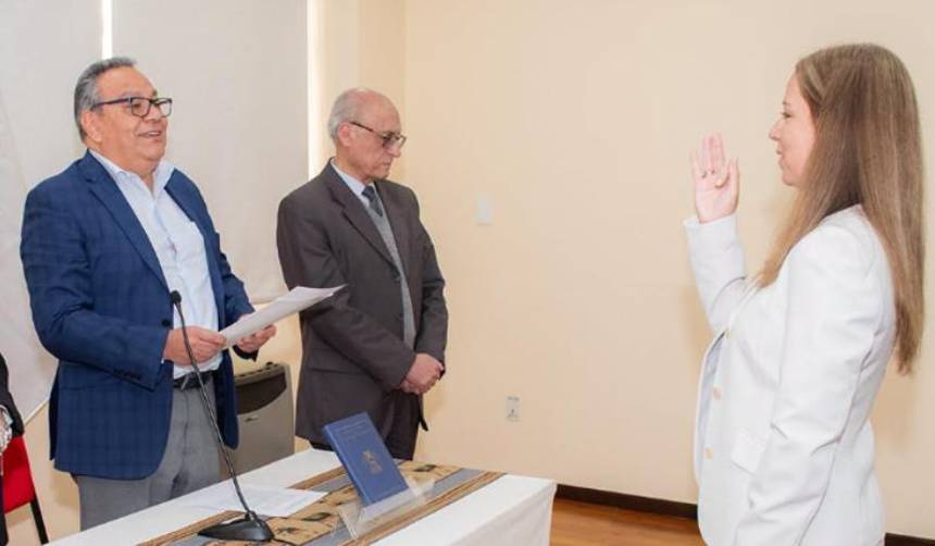 Posesionan a Alejandra Bonifaz como nueva viceministra de Educación Alternativa y Especial