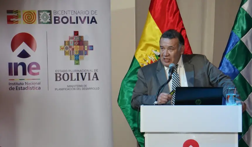 La economía boliviana se achica 2,4% al primer semestre de 2025, reporta el INE