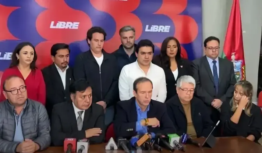Libre dice que no condicionará acuerdo con el Gobierno sobre reformas a la Constitución, pero exige un “plan estratégico”
