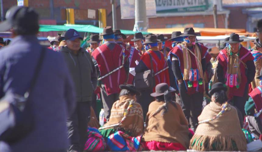 Marcha evista ingresará este lunes a la sede de Gobierno mientras La Paz y El Alto siguen cercadas