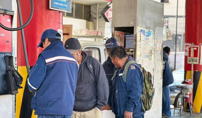Filas por combustible: ANH dice que está realizando controles para evitar la carga reiterada de carburantes