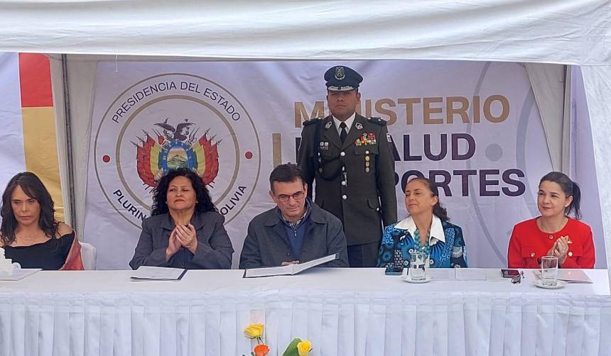 Los ministros también tendrán la firma digital, anuncia Rodrigo Paz