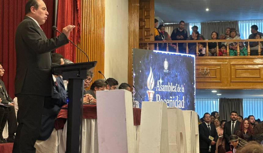 Asamblea de la Paceñidad analiza medidas para la reactivación económica tras más de 50 días de bloqueos