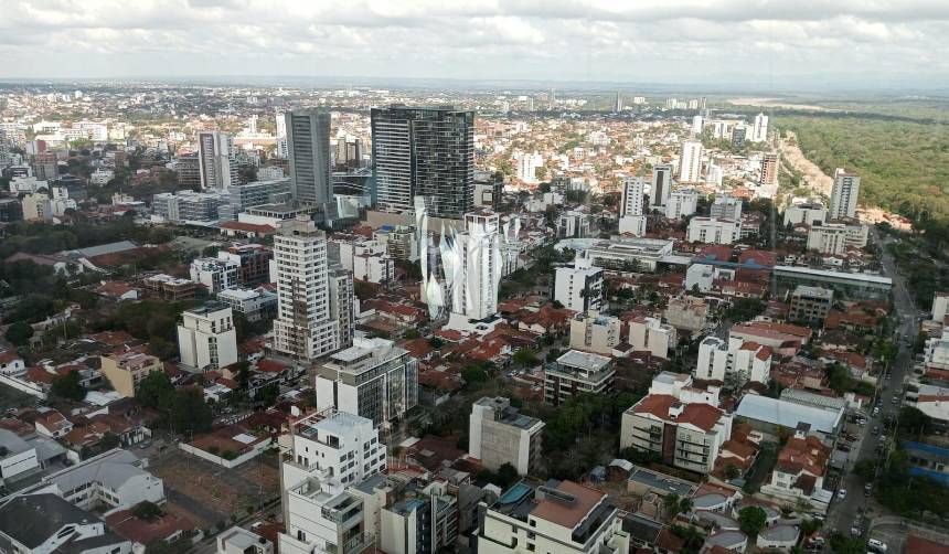 Santa Cruz iniciará la semana con calor intenso, pero registrará dos ‘surcitos’ cortos y leves