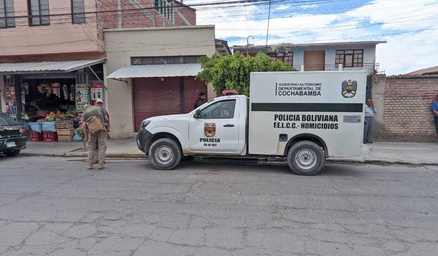 Hallan a dos personas sin vida dentro de una vivienda de Quillacollo; hay un aprehendido