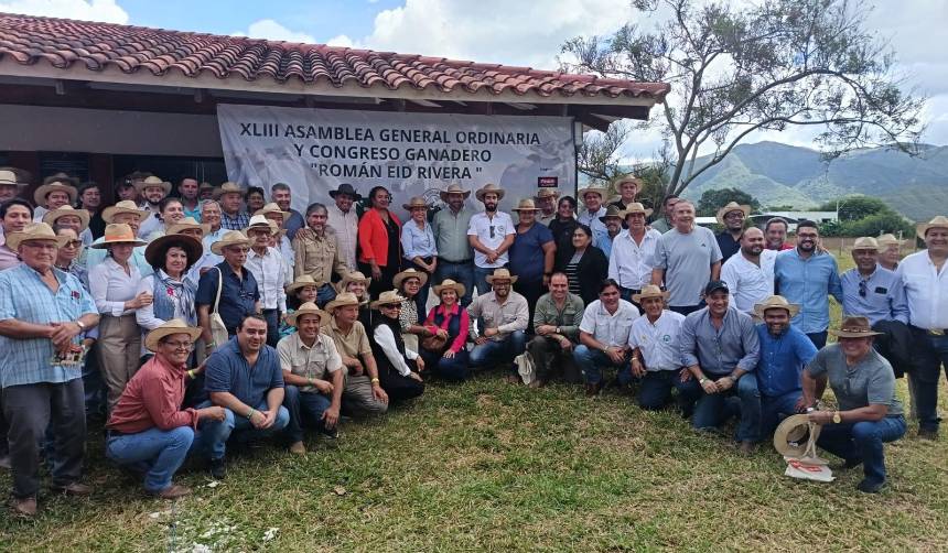 Ganaderos se citan en Mairana para elegir a un nuevo presidente de Fegasacruz