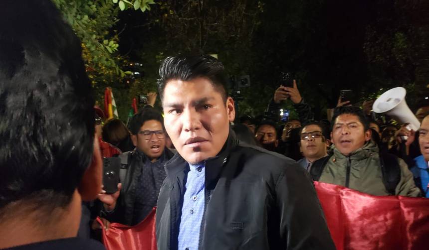 Yahuasi llega al TSE para presentar apelación y que se realice la segunda vuelta para la Gobernación de La Paz