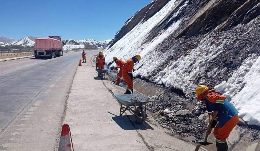 Habilitan nuevamente la ruta hacia el occidente y se reanudan los viajes tras la intensa nevada
