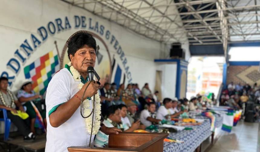 Evo en congreso: “Si siguen eliminándonos como movimiento político, puede volver la lucha armada”