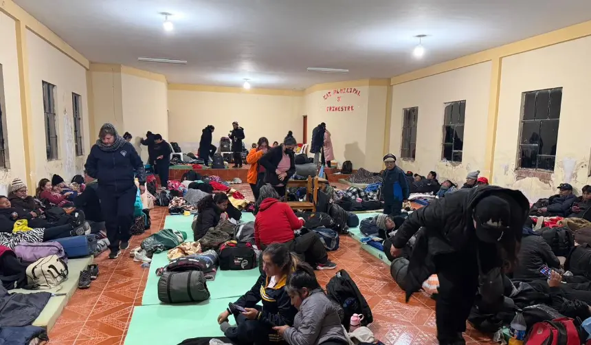 La Paz: Maestros llegan a Vilaque y retomarán la marcha este miércoles