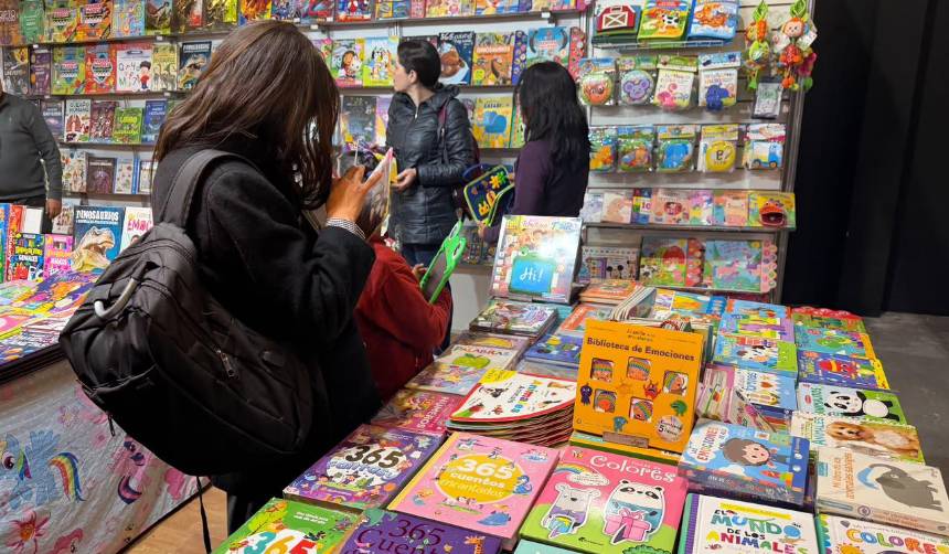 Arranca la Feria Internacional del Libro de La Paz con más de 500 actividades hasta el 9 de agosto