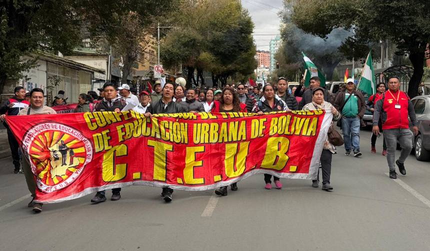 Magisterio rompe diálogo con el Gobierno y advierte la llegada de “miles” de maestros a La Paz, dice dirigente 