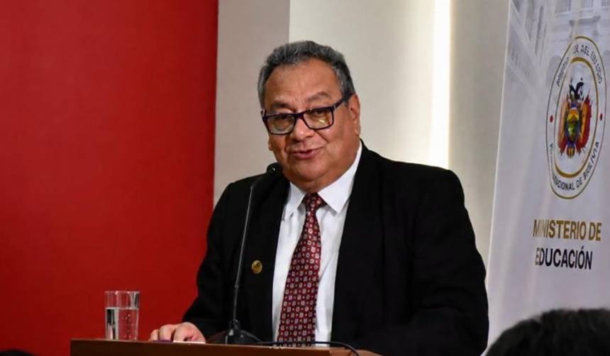 ¿Cómo se definirá el calendario escolar 2027?: Mira lo que respondió el ministro de Educación