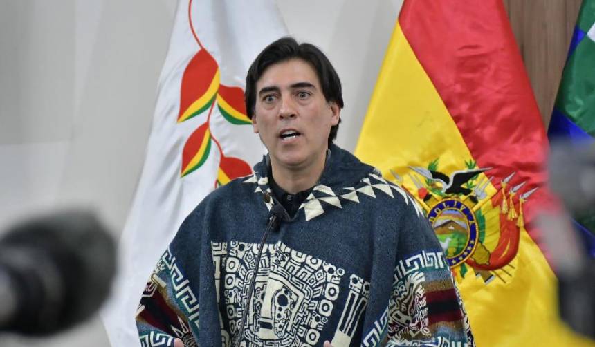 “Presenten sus currículums”: Ministro Zamora anuncia convocatoria pública para designar al nuevo gerente de BoA