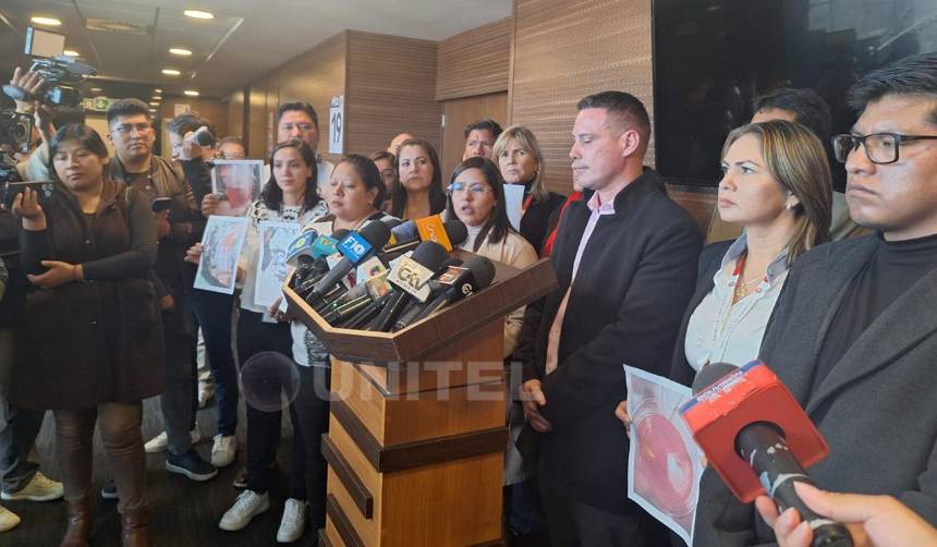 Bancada de Libre pide la renuncia del ministro de Hidrocarburos, el presidente de YPFB y el director de la ANH