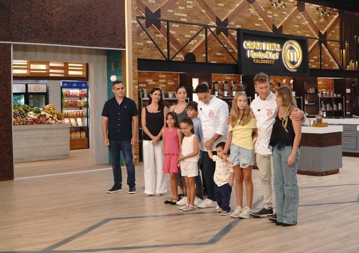 Amor y mucho apoyo: la visita de las familias que encantó a los finalistas 