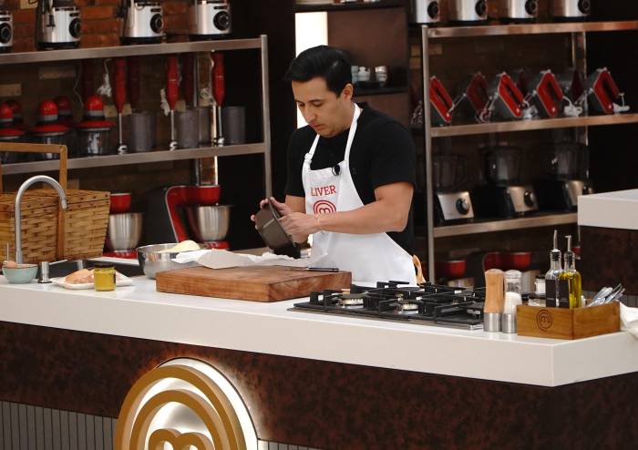 Cinco minutos extras en la cocina: El beneficio que disgustó a Oliver por la medalla