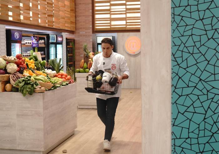 La noche difícil de Pablo al olvidar ingredientes del mercado  