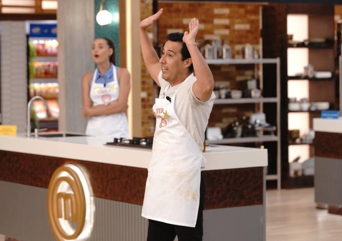 ¿No puede ser un chef normal?: La molestia de Oliver contra Marcos Gonzalez por criticar su plato 