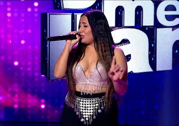 El jurado de Yo Me Llamo da palabras de aliento a la imitadora de Shakira El jurado de Yo Me Llamo da palabras de aliento a la imitadora de Shakira
