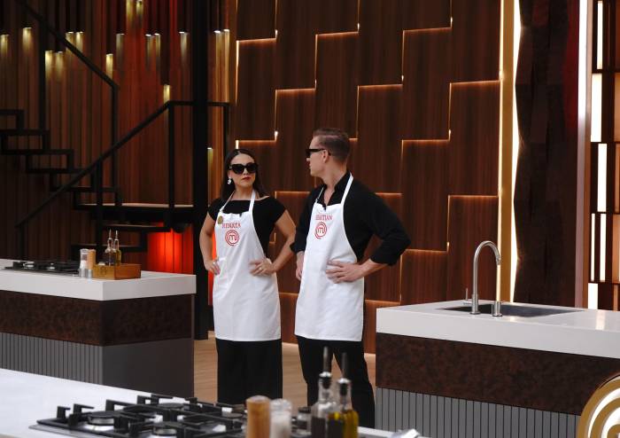 Look total black: la facha de Sebastian y Renata en la noche de eliminación