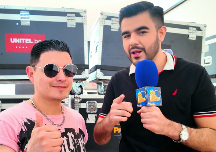 Los imitadores responden a quiénes ven cómo los competidores más fuertes 