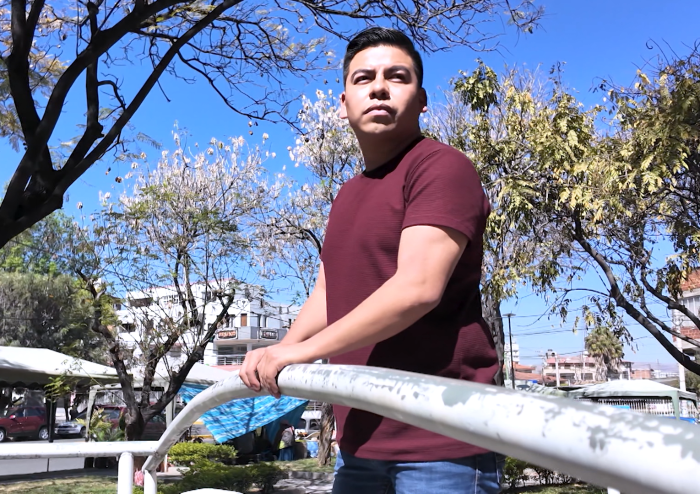 Imitador de Américo pasó por momentos difíciles a tal punto que pensó en dejar la música 