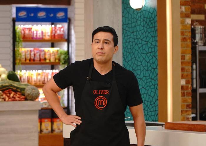 Las arcadas lo vencieron: Oliver estuvo a punto de vomitar al ver los caracoles de la consigna  