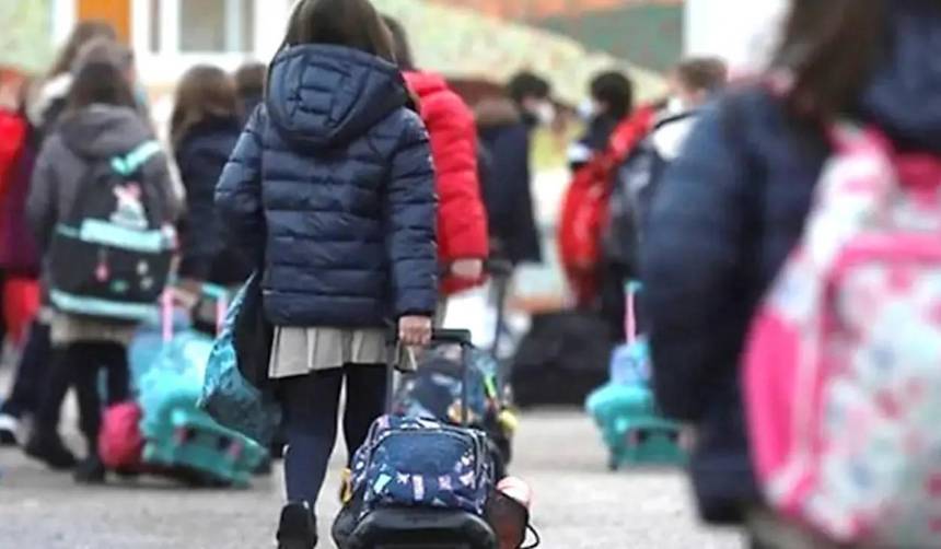 Amplían vacaciones escolares de invierno en Santa Cruz: ¿Qué pasará con las otras regiones del país?