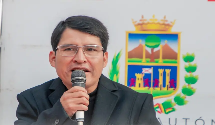 Gobernador de Chuquisaca tiene “una evolución favorable”, según reporte médico