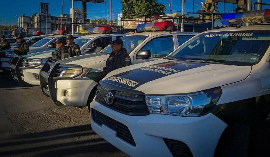 Policía despliega efectivos en puentes y rutas de Cochabamba ante el anuncio de una marcha evista