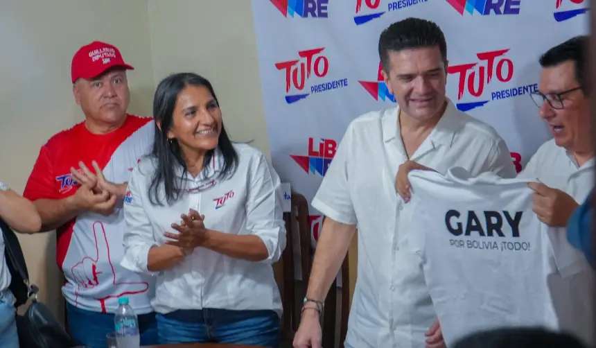 Tras “una charla extensa con Tuto”, Gary Añez se suma a la campaña de Libre