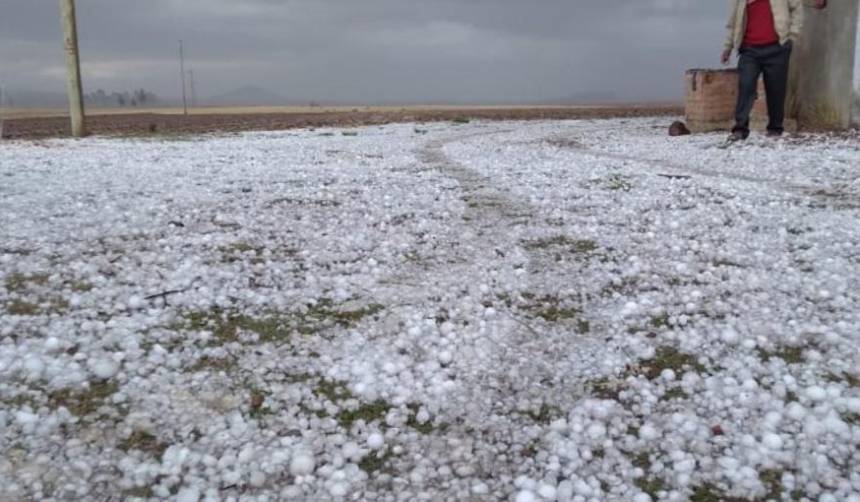Gobernación de Cochabamba coordina acciones con las alcaldías ante alerta naranja por temporada de lluvias 