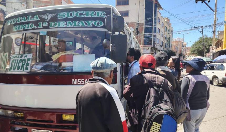 Sucre: Transportistas y juntas vecinales acuerdan tarifas transitorias tras el fin de la subvención del diésel 