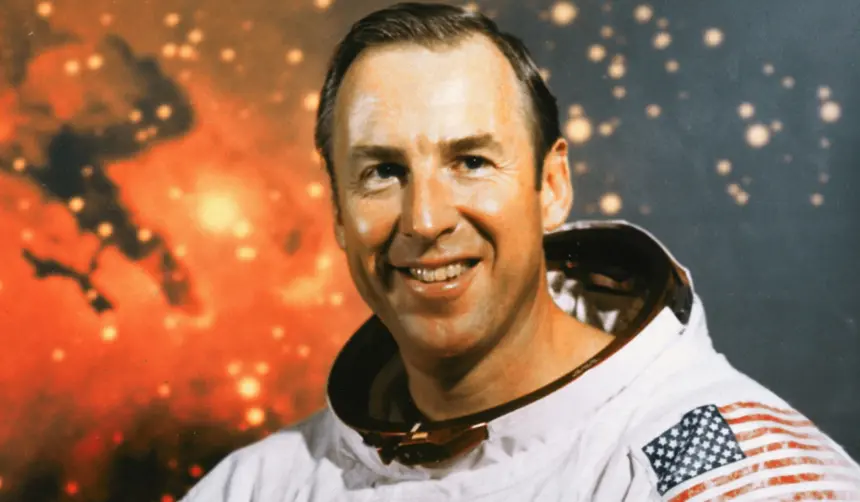 Muere Jim Lovell, el astronauta estadounidense que comandó la misión Apolo 13