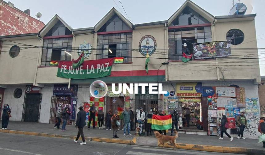 Toman la sede de la Fejuve de La Paz para unificar e impulsar una nueva elección de dirigentes, dicen ciudadanos