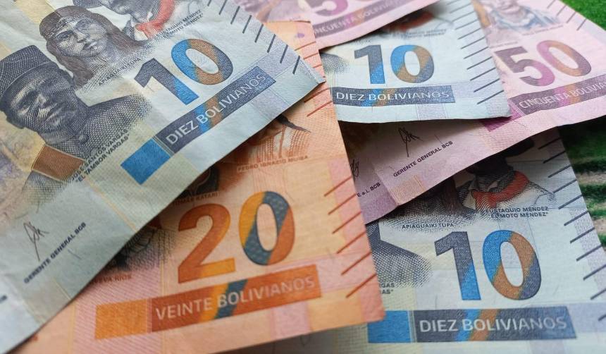 “Estamos desorientados”: Comerciantes de La Paz reportan caída en ventas debido a los billetes de la serie B